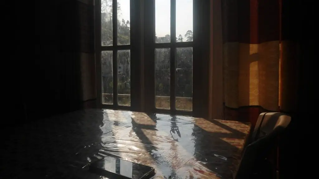 burst water pipe flooding home interior plumbing emergency